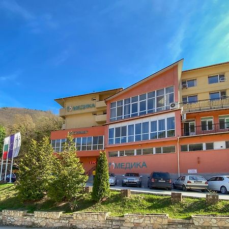 Balneo Comlex Medica Narechen Hotel Narechenski Bani Buitenkant foto