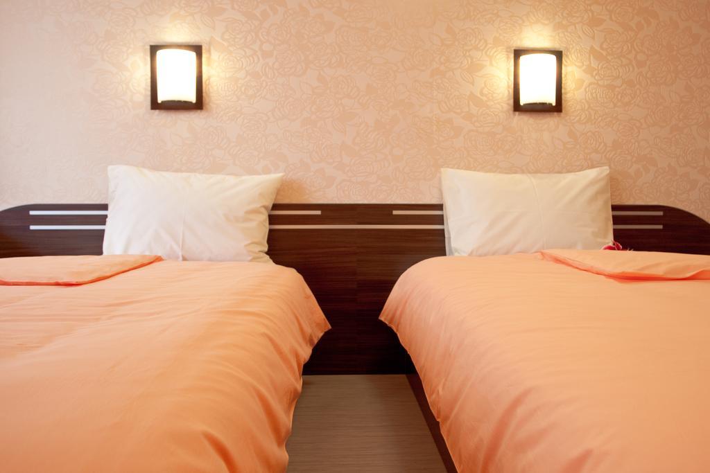 Balneo Comlex Medica Narechen Hotel Narechenski Bani Kamer foto