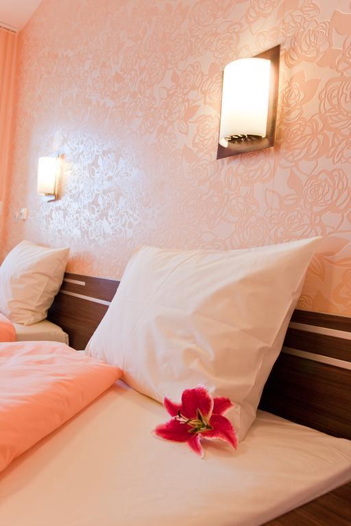 Balneo Comlex Medica Narechen Hotel Narechenski Bani Kamer foto