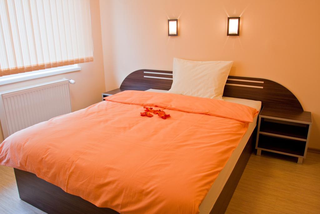 Balneo Comlex Medica Narechen Hotel Narechenski Bani Kamer foto